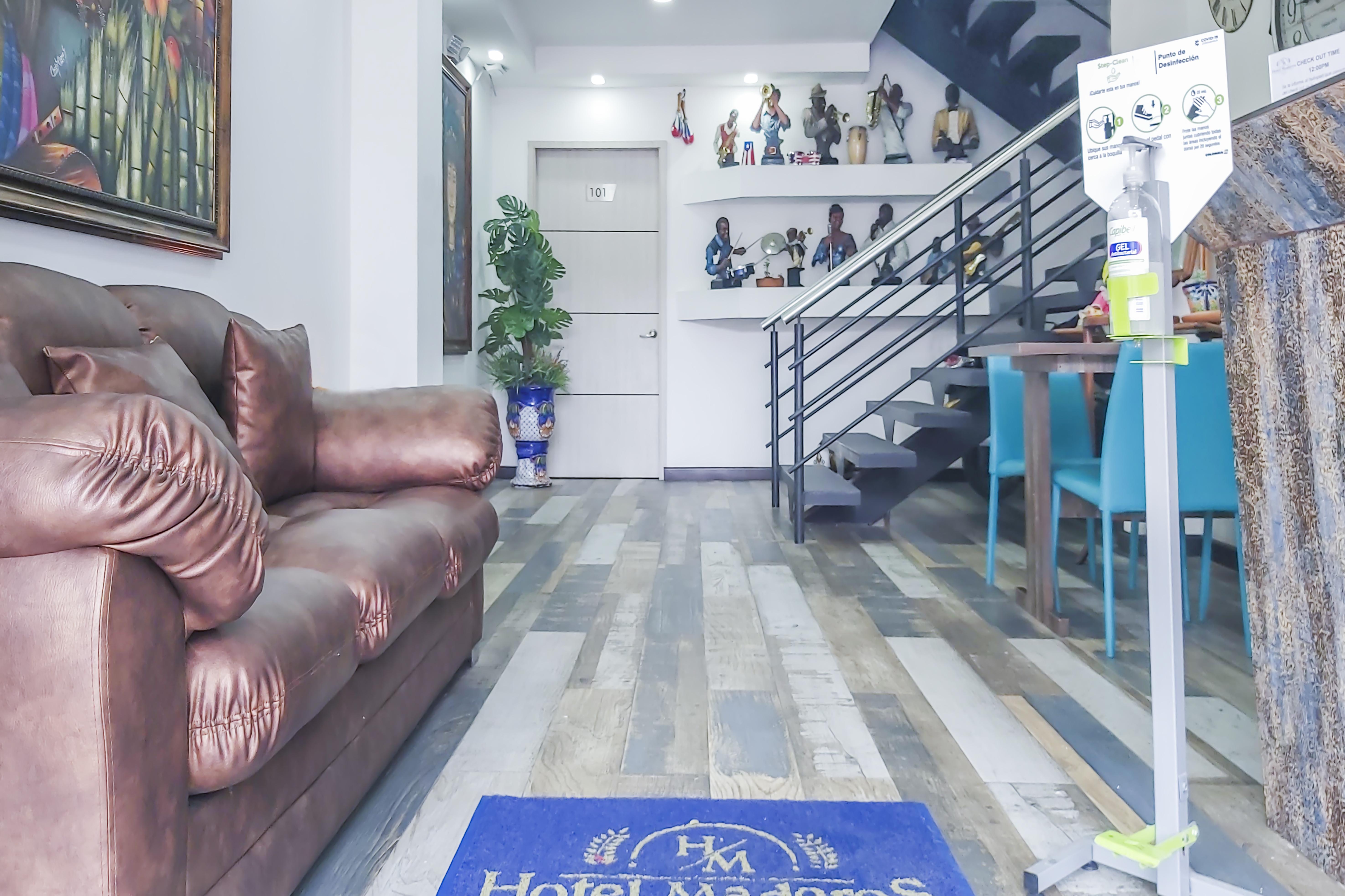 Hotel Los Maderos كالي المظهر الخارجي الصورة