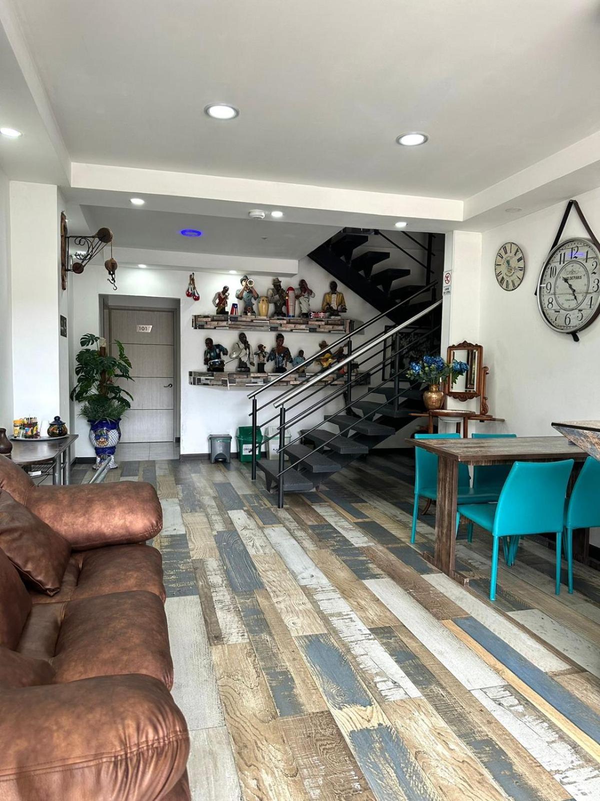 Hotel Los Maderos كالي المظهر الخارجي الصورة