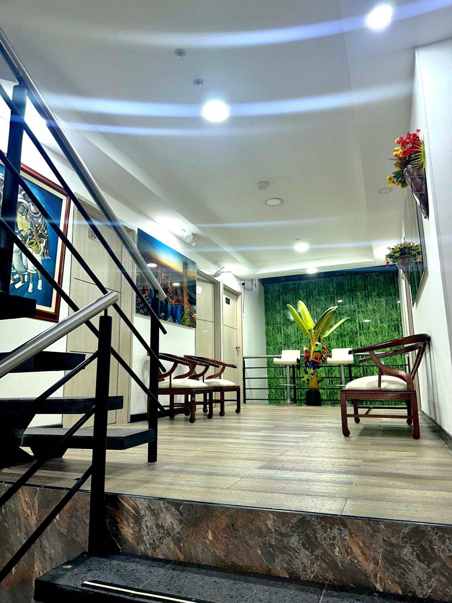 Hotel Los Maderos كالي المظهر الخارجي الصورة